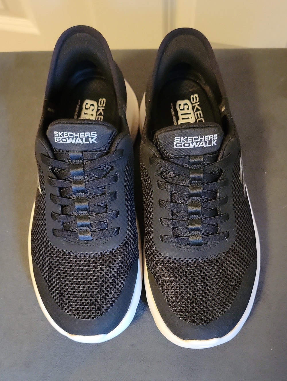 Skechers GOwalk Slip-ins, 7.5